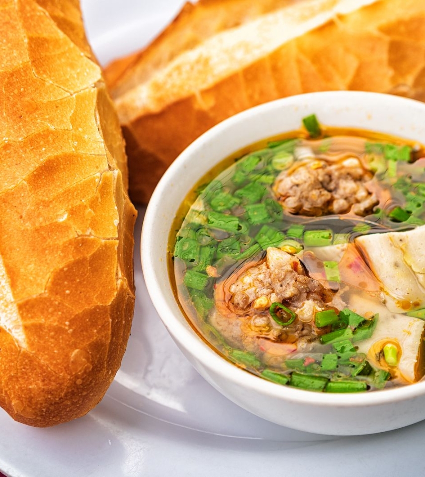 Bánh mì xíu mại 